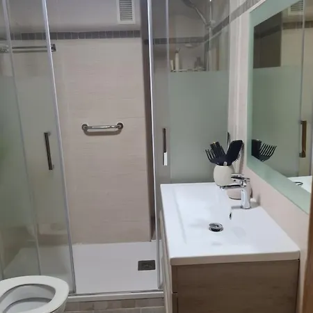 Con Bano Privado Homestay Alicante